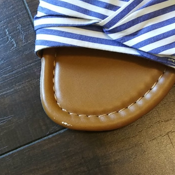 Sandals - Picture 5 of 5